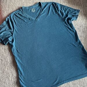 Banana Republic Teal V-Neck T-Shirt
